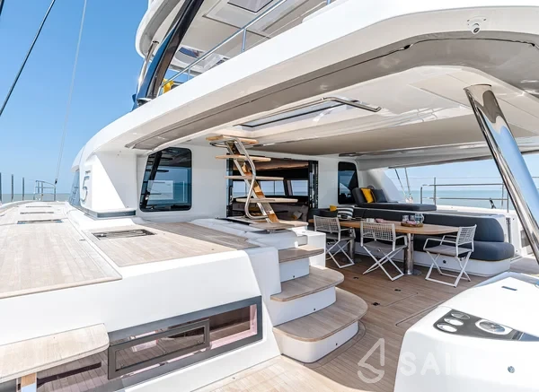 Lagoon Sixty 5 - Photo #50 Lagoon Sixty 5 - Yacht Charter Sailica