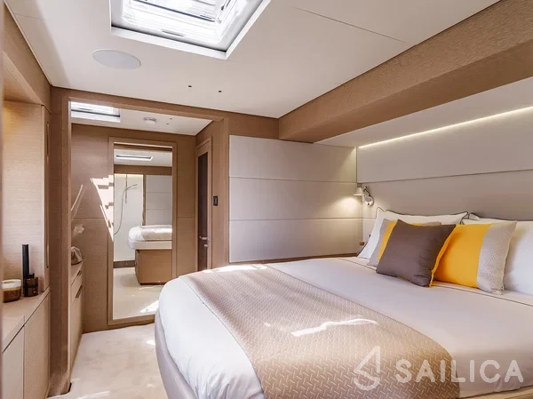 Lagoon Sixty 5 - Photo #60 Lagoon Sixty 5 - Yacht Charter Sailica