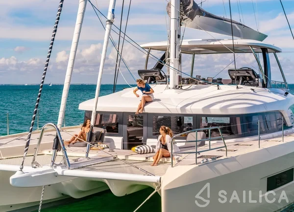 Lagoon Sixty 5 - Photo #46 Lagoon Sixty 5 - Yacht Charter Sailica