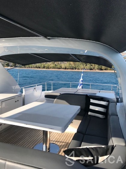 Maiora 87 - Yacht Charter Sailica