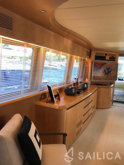 Maiora 87 - Yacht Charter Sailica