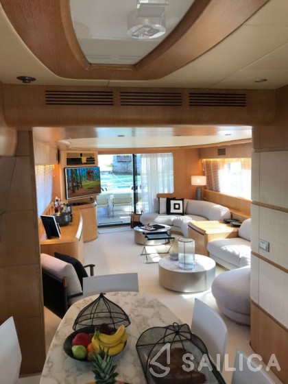 Maiora 87 - Yacht Charter Sailica