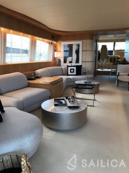 Maiora 87 - Yacht Charter Sailica