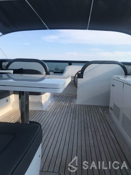 Maiora 87 - Yacht Charter Sailica