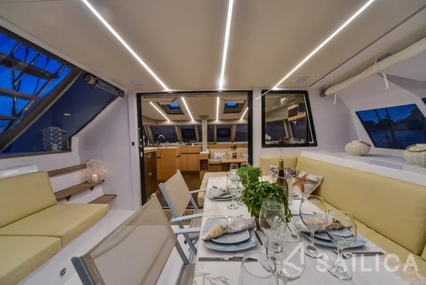 Nautitech 46 Fly - Yacht Charter Sailica
