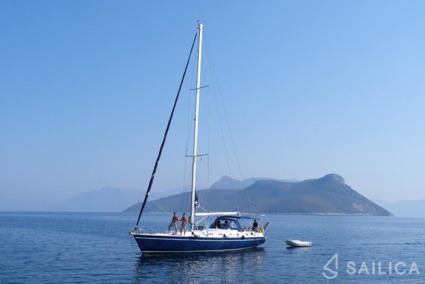 Ocean Star 49.5 - Yacht Charter Sailica