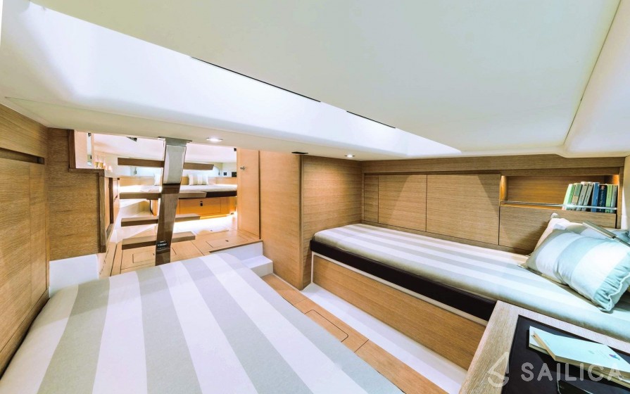Pardo 43 - Yacht Charter Sailica