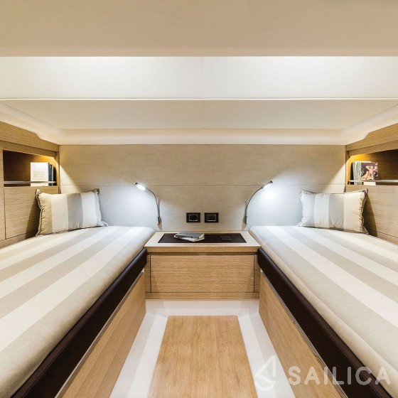Pardo 43 - Yacht Charter Sailica