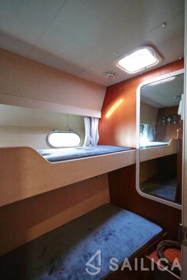 Princess 45 - Yacht Charter Sailica