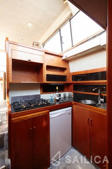 Princess 45 - Yacht Charter Sailica