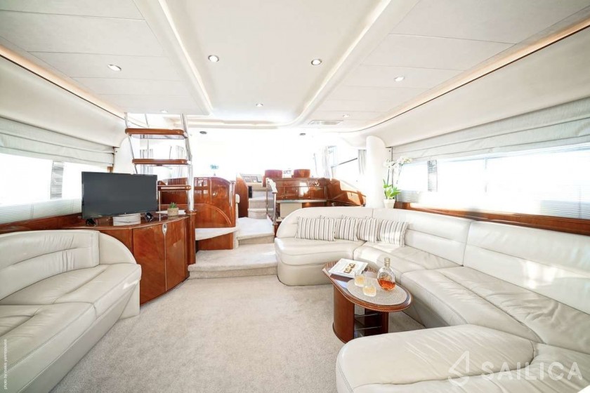 Princess 65 - Yacht Charter Sailica