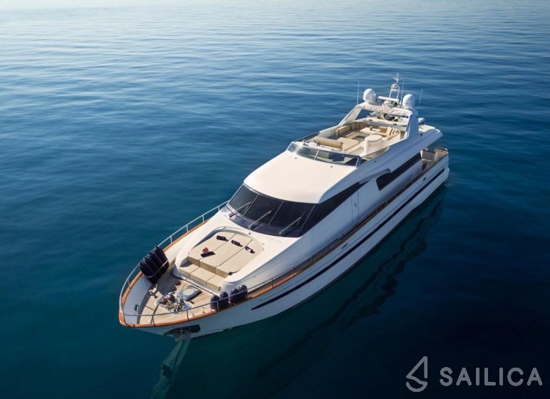 Sanlorenzo 84 - Yacht Charter Sailica