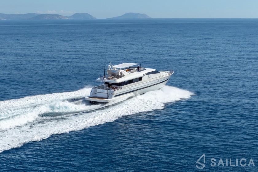 San Lorenzo SL 82 - Yacht Charter Sailica