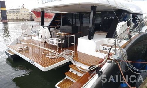 Sunreef 50 - Yacht Charter Sailica