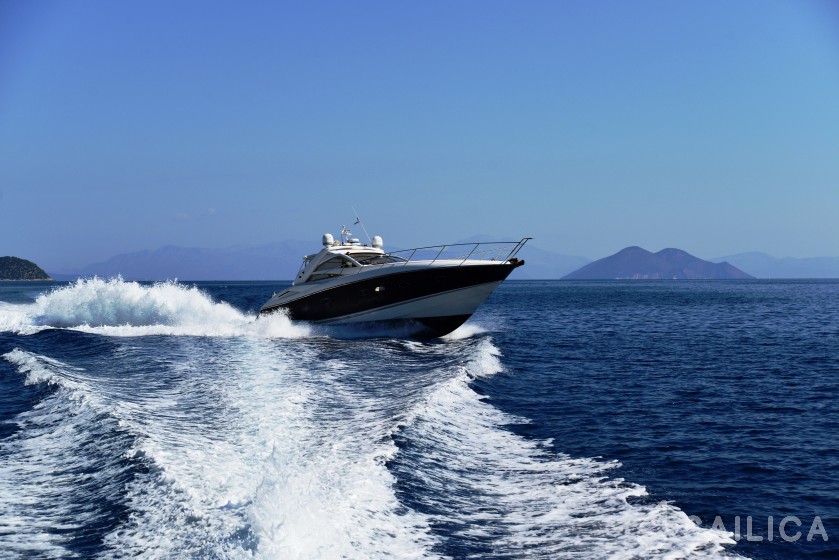 Sunseeker 55 - Yacht Charter Sailica