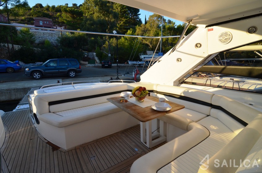 Sunseeker 55 - Yacht Charter Sailica