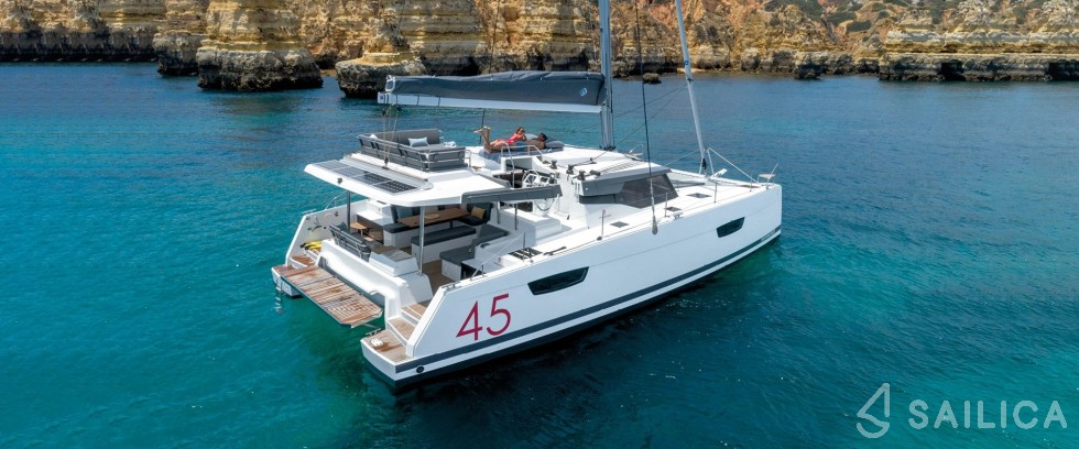 Elba 45 - Yacht Charter Sailica