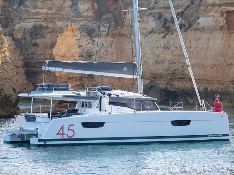 Elba 45 - Yacht Charter Sailica