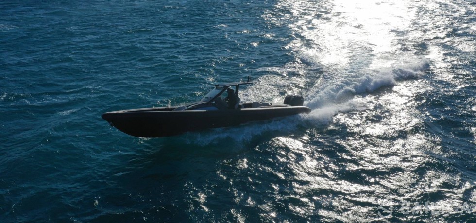 Technohull Explorer 40 - Yacht Charter Sailica