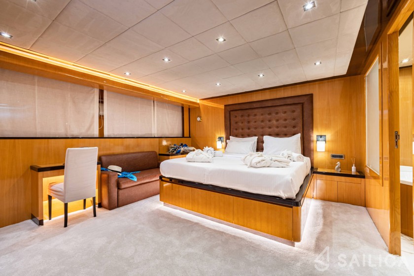 Tecnomar 116 - Yacht Charter Sailica