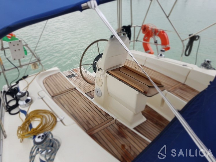 Bavaria C38 - Yacht Charter Sailica