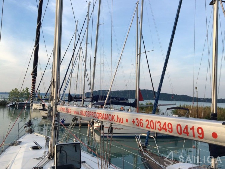 Bavaria 41H - Yacht Charter Sailica