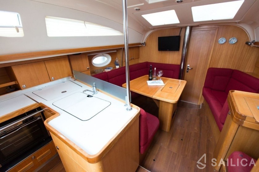 Elan 38 - Yacht Charter Sailica