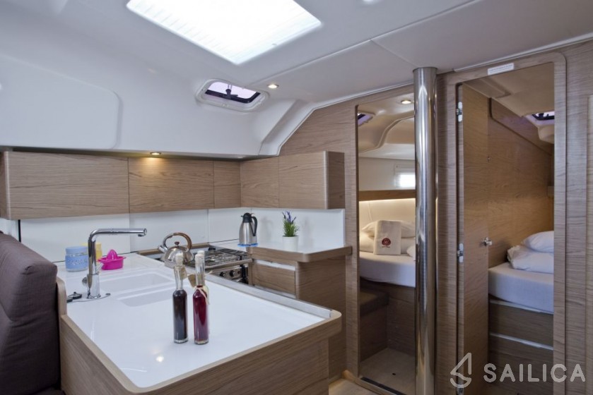 Elan Impression 50 - 5 + 1 cab. - Yacht Charter Sailica