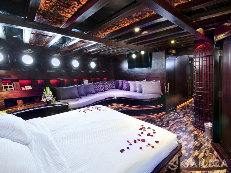Custom Built - Yacht Charter Sailica