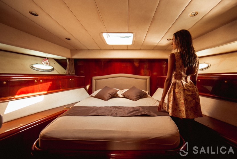 Rizzardi 50 - Yacht Charter Sailica
