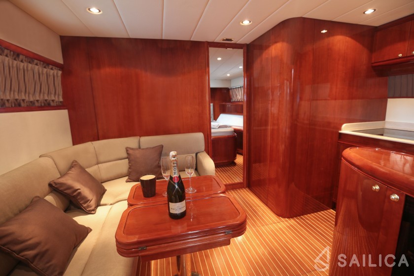 Rizzardi 50 - Yacht Charter Sailica