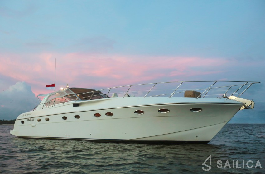 Rizzardi 50 - Yacht Charter Sailica