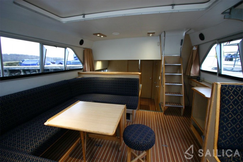 Fermanagh 42 - Yacht Charter Sailica