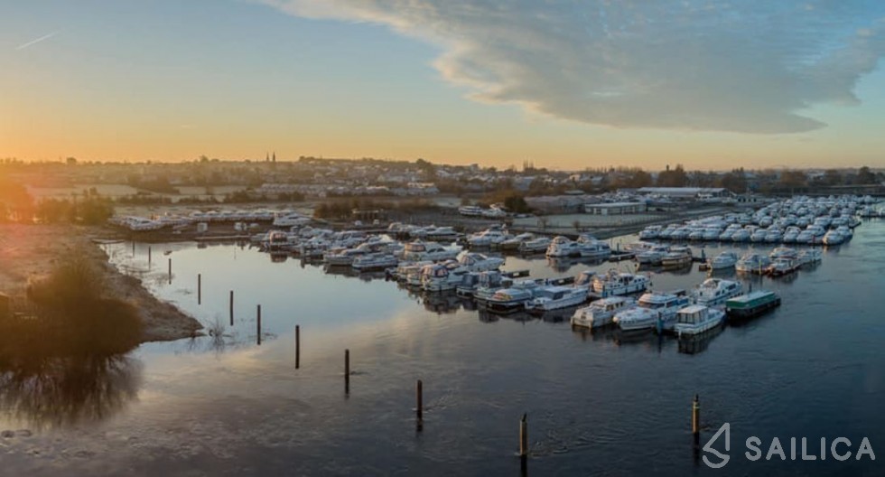 Kilkenny 34 - Yacht Charter Sailica