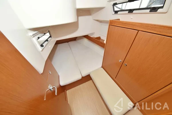 Bavaria 40 Cruiser - Yacht Charter Sailica