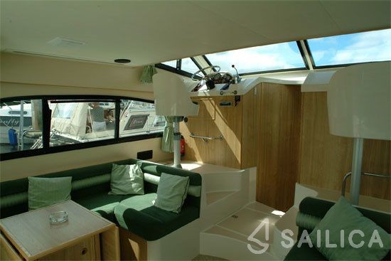 Le Boat Elegance - Yacht Charter Sailica