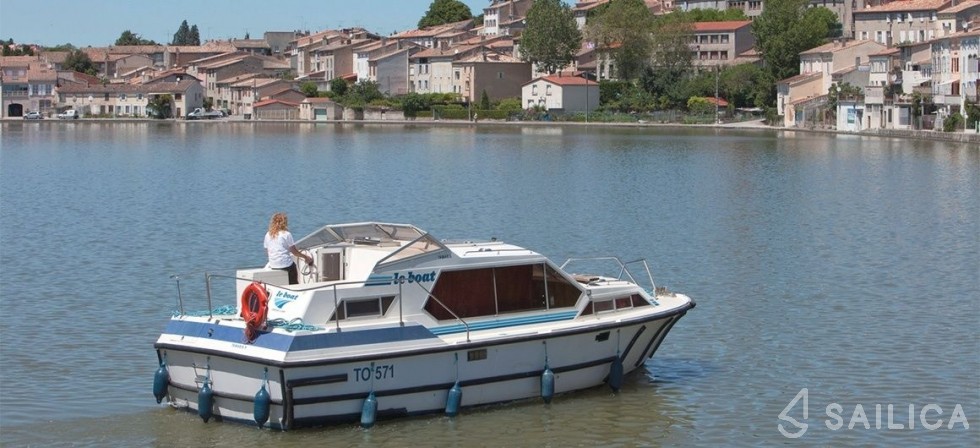 Le Boat Lake Star - Yacht Charter Sailica