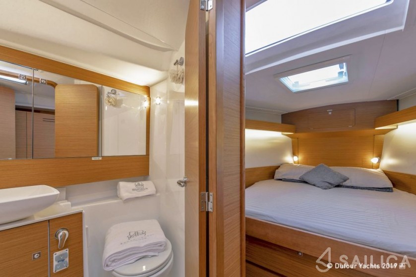 Dufour 430 Grand Large - Yacht Charter Sailica