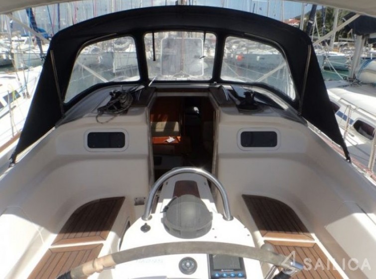 Elan 384 Impression - Yacht Charter Sailica