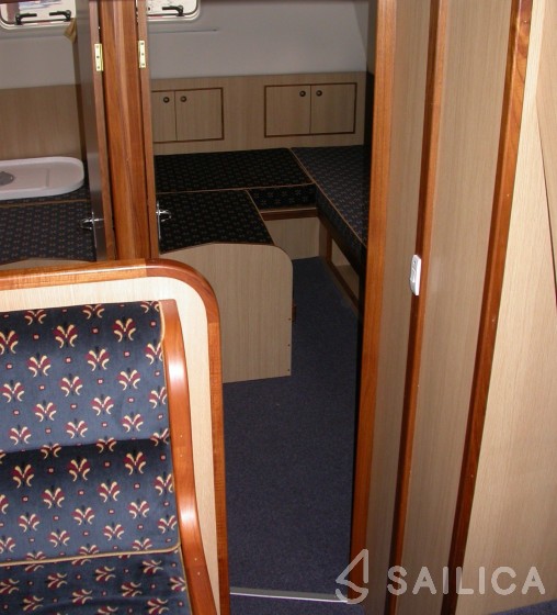 Waterford 39 - Yacht Charter Sailica