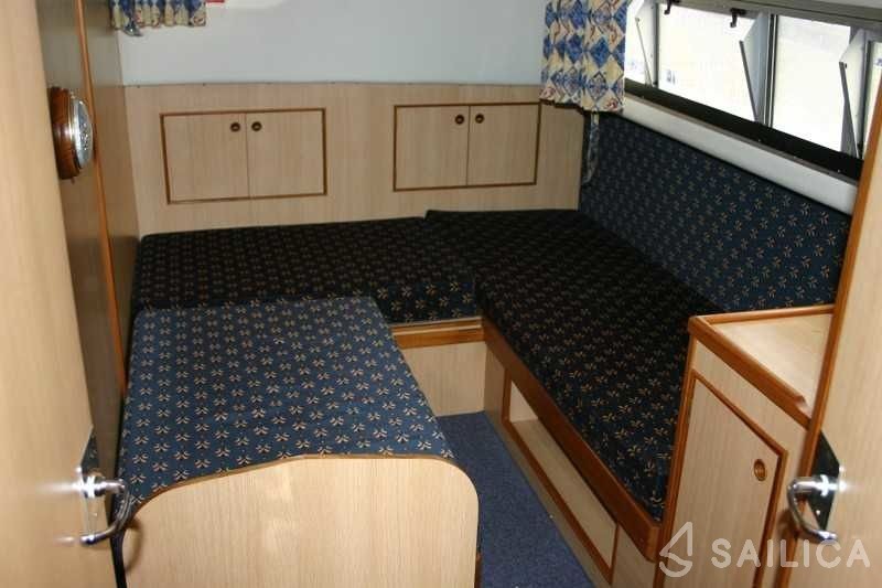 Waterford 39 - Yacht Charter Sailica