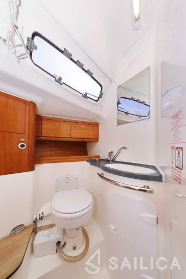 Bavaria 50 Cruiser - Yacht Charter Sailica