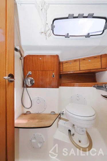 Bavaria 50 Cruiser - Yacht Charter Sailica