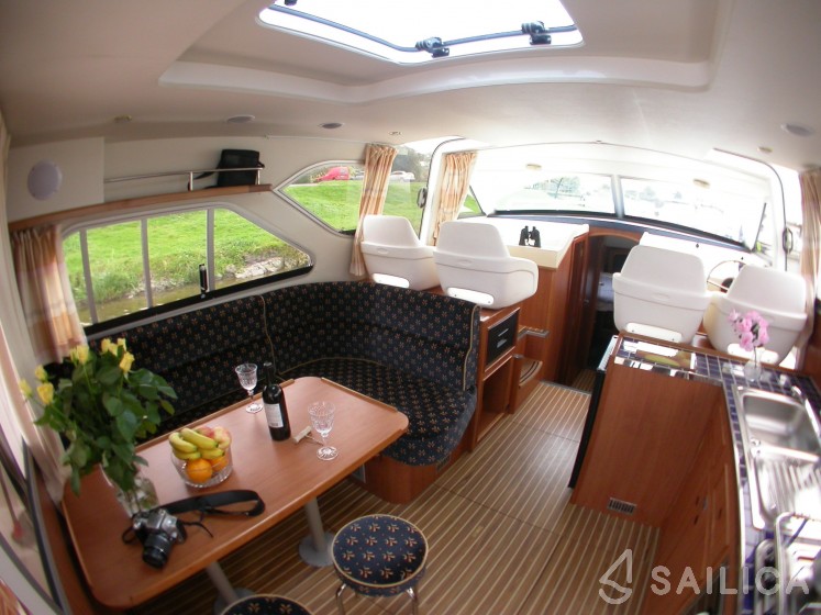 Wexford 36 - Yacht Charter Sailica