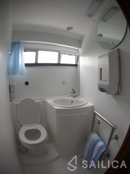 Wexford 36 - Yacht Charter Sailica