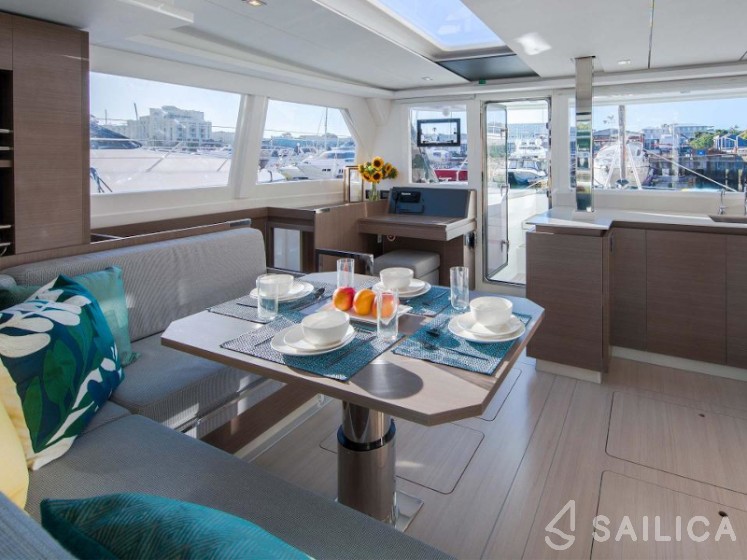 Leopard 42 - Yacht Charter Sailica