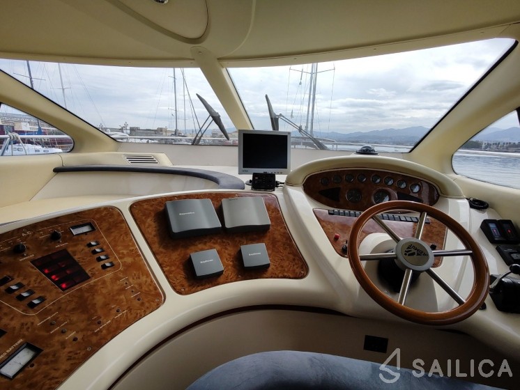 Azimut 46 - Yacht Charter Sailica
