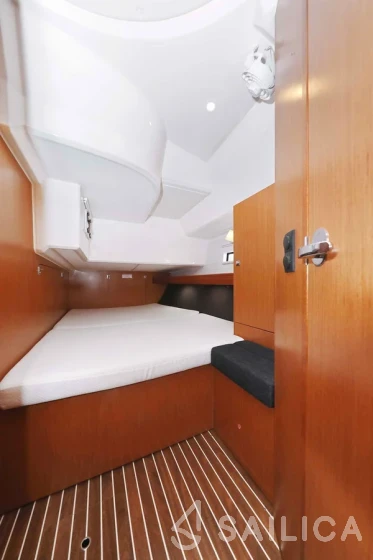 Bavaria 46 Cruiser - Yacht Charter Sailica