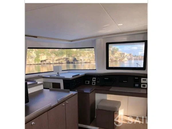 Bali 4.8  - Yacht Charter Sailica