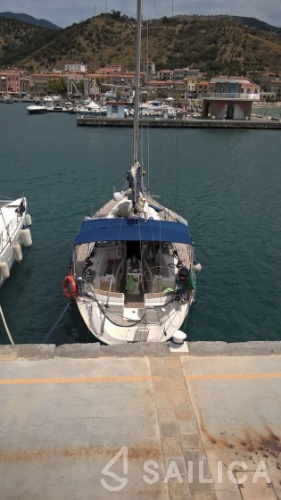 Bavaria 44 - Yacht Charter Sailica